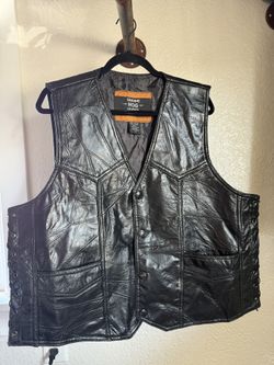 Men’s Leather Vest