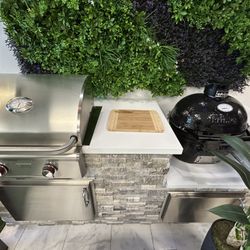 Outdoor Kitchen
