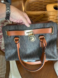 Brand new Michael Kors purse