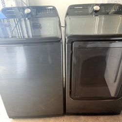 Top-Load Washer and Dryer Set LG