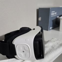 Samsung Gear VR Headset 