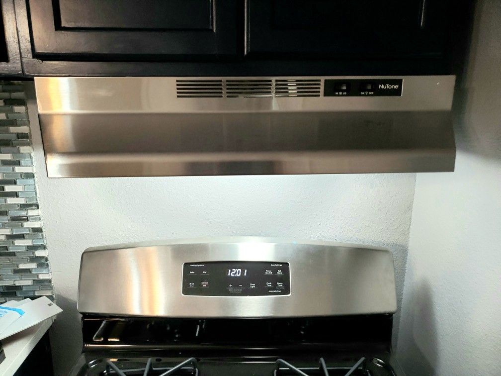 NuTone Under Cabinet Range Hood With Lights (Model #RL6230SS)