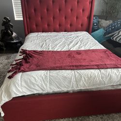 Queen Bed
