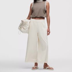 Lululemon Breezily Pant