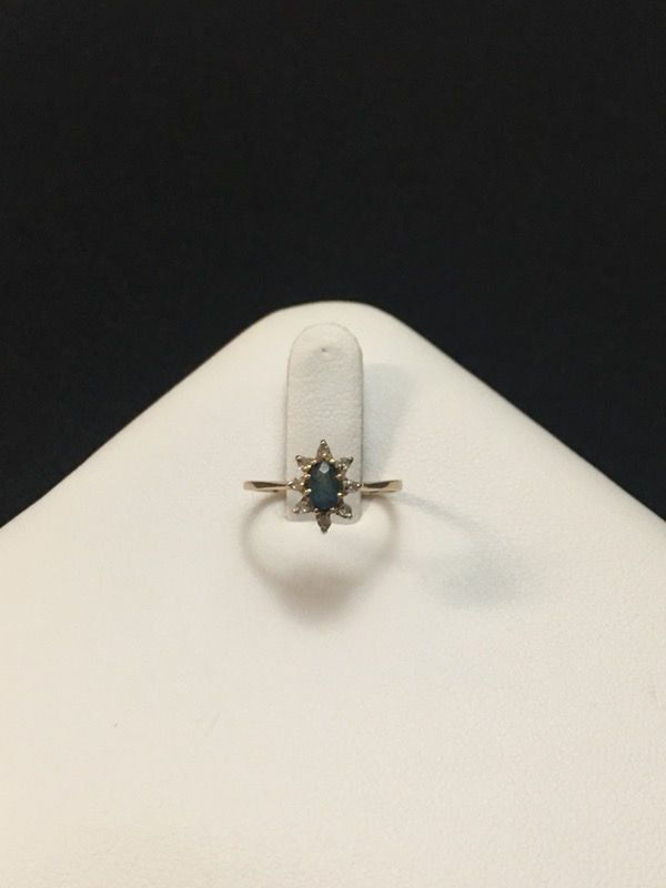 14k diamond and sapphire ring