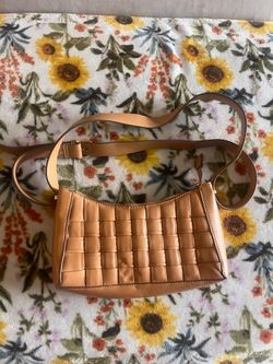 Brown woven style bag