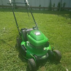 Self Propelled Lawnmower: LawnBoy