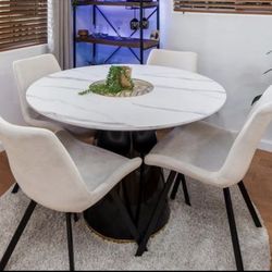 Dinning table with 4 chairs