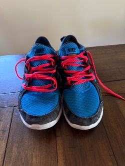 Nike Youth Free Run 2,  size 7Y