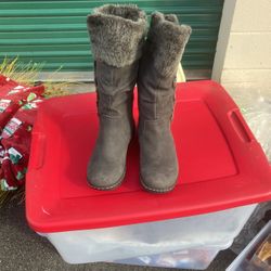 BareTrap Women’s 7 1/2 Boots