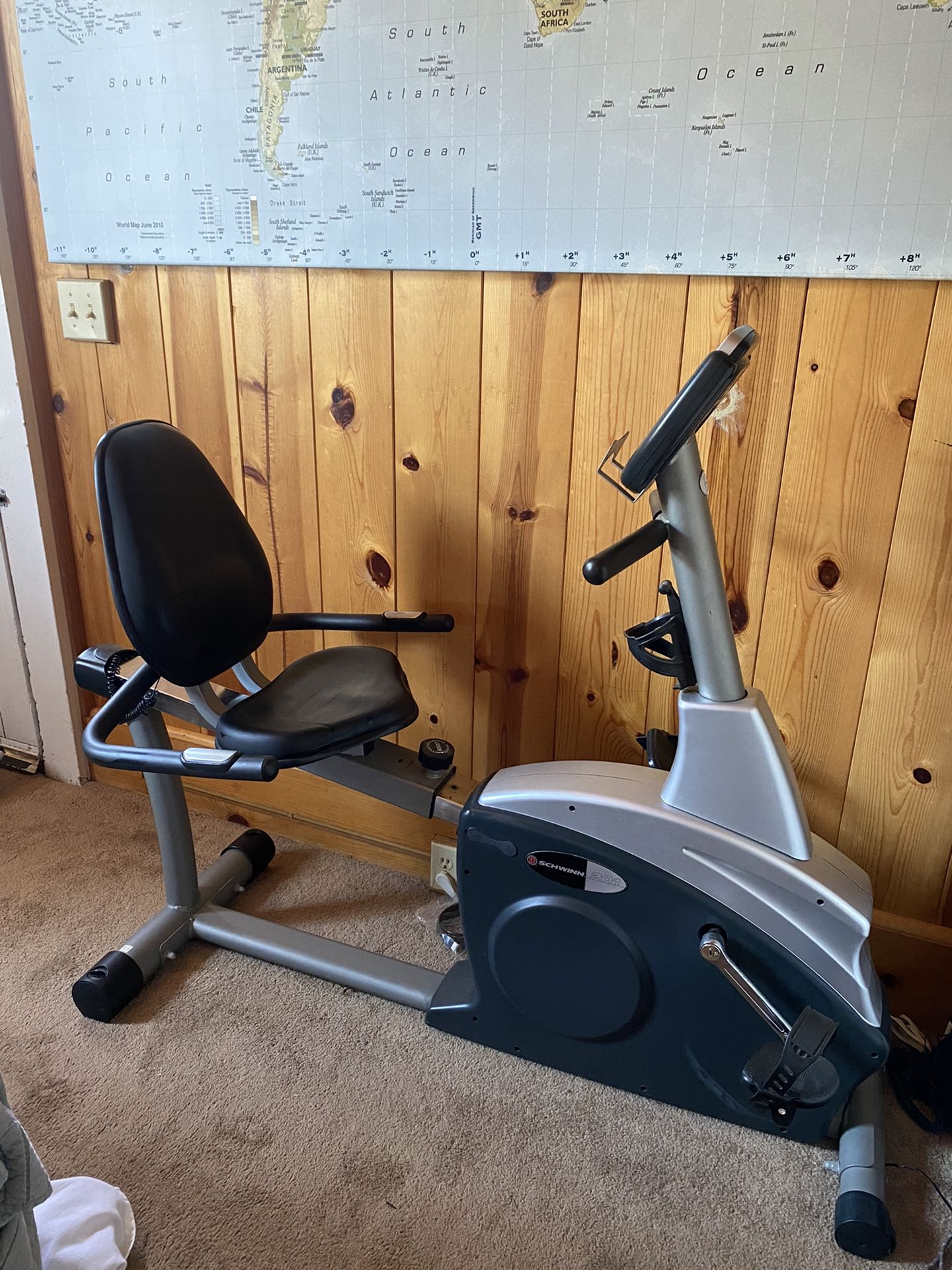 Schwinn 201 Recumbent Exercise Bike