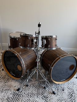 Ludwig Signet 105 Drum Set