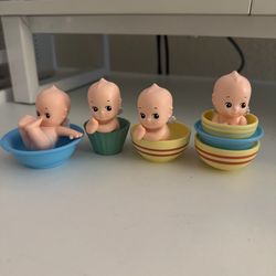 KEWPIE IN CUPS BLIND BOX FIGURE