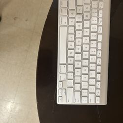Apple Wireless Keyboard