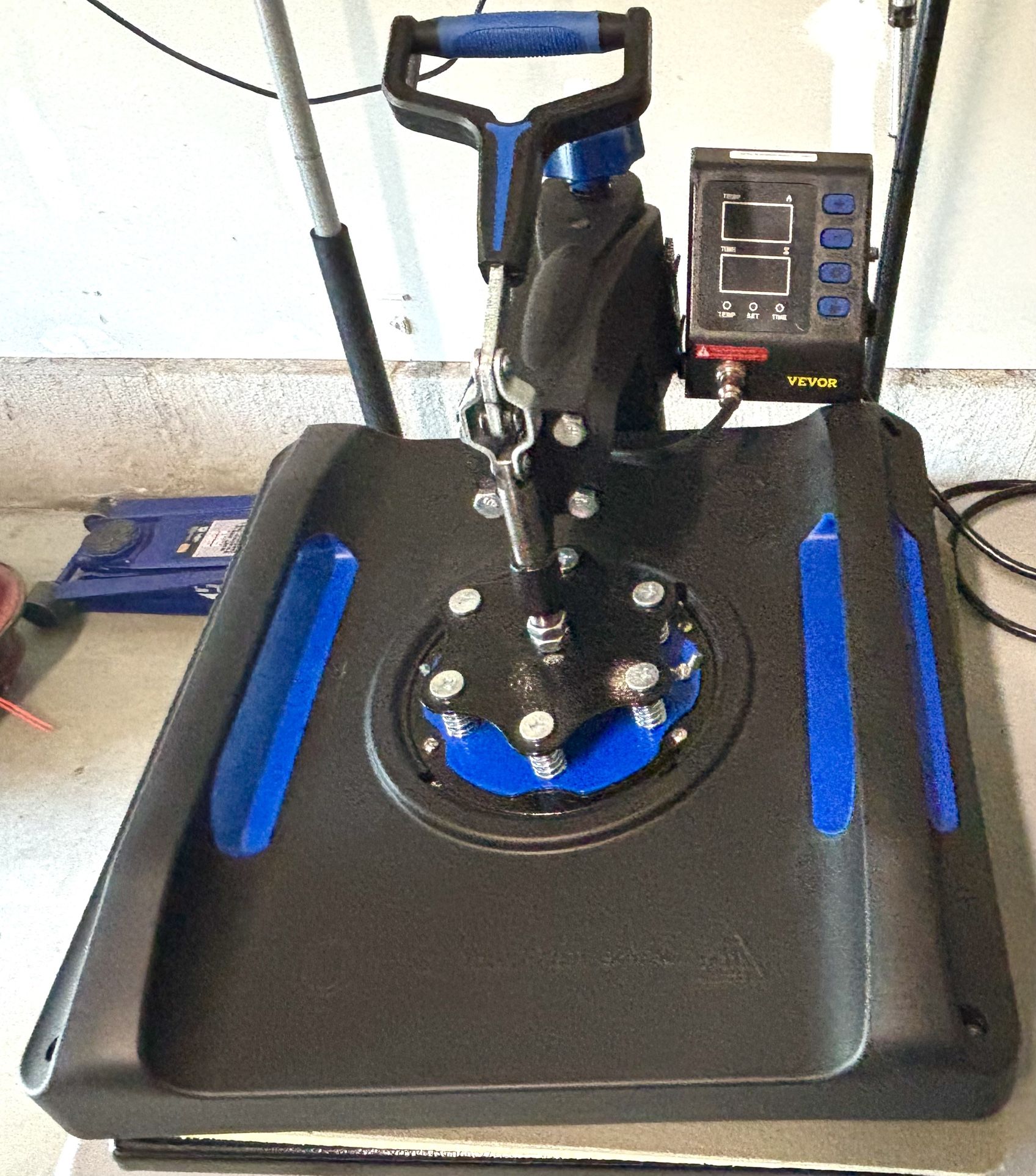 Swing Away Heat Press 15x15 - Excellent Condition 