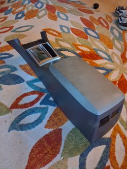 Chrysler 300C center console