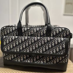 Dog Carrier 