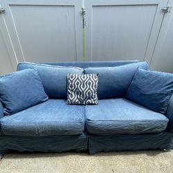 Unique Pull-Out Sofa 