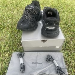 Jordan Yeezy Nike Balenciaga