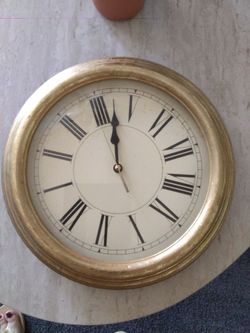 WaLL clock