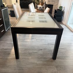 Modern Glass top Dining Room Table w extension and Chairs (4)