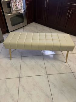 NEW LUE BONA Button-Tufted Ottoman Bench, 44.5'' Faux Leather Upholstered Bedroom Bench