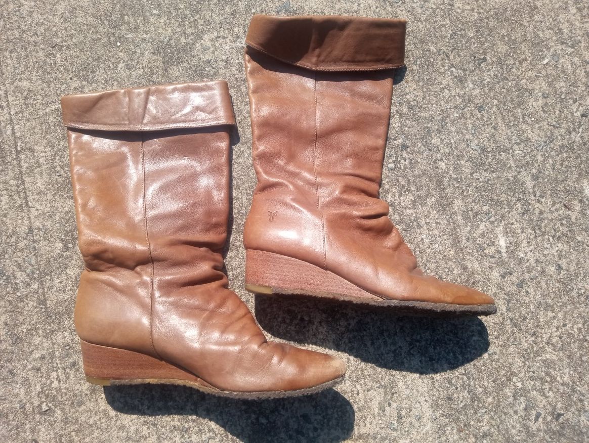 Frye Ladies Brown Boots 9m