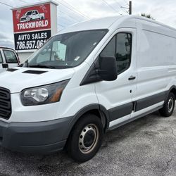 2016 Ford Transit 250 Medium Roof 