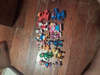 Variery of play characters