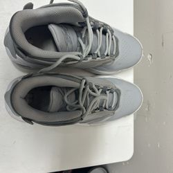 Air Jordan Flight  size 5.5 men’s/boys shoes 