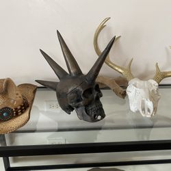 Hand-cast Solid Bronze Skull With Long Spikes 