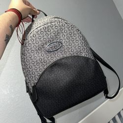 Guess Backpack 🩶🖤