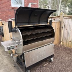 Recteq 2500 BFG WOOD PELLET GRILL