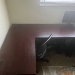 L Shaped Cherry Wood Office Desk 