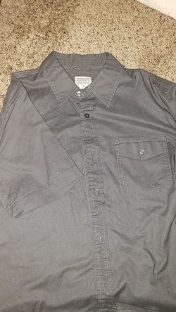 Men's size large button up shirt