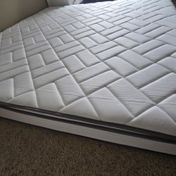 King Size Mattress (FREE) 