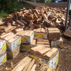 Firewood Bundles In A Banana Box Double A Store Bundle Clean And Ready To Burn 🔥 