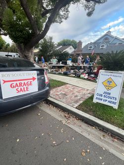 Scouts Annual Yard Sale In Burbank