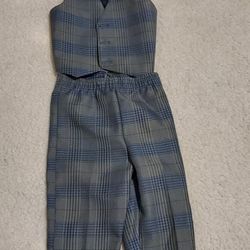 Formal Wear. Vest And Pant Suit  2t