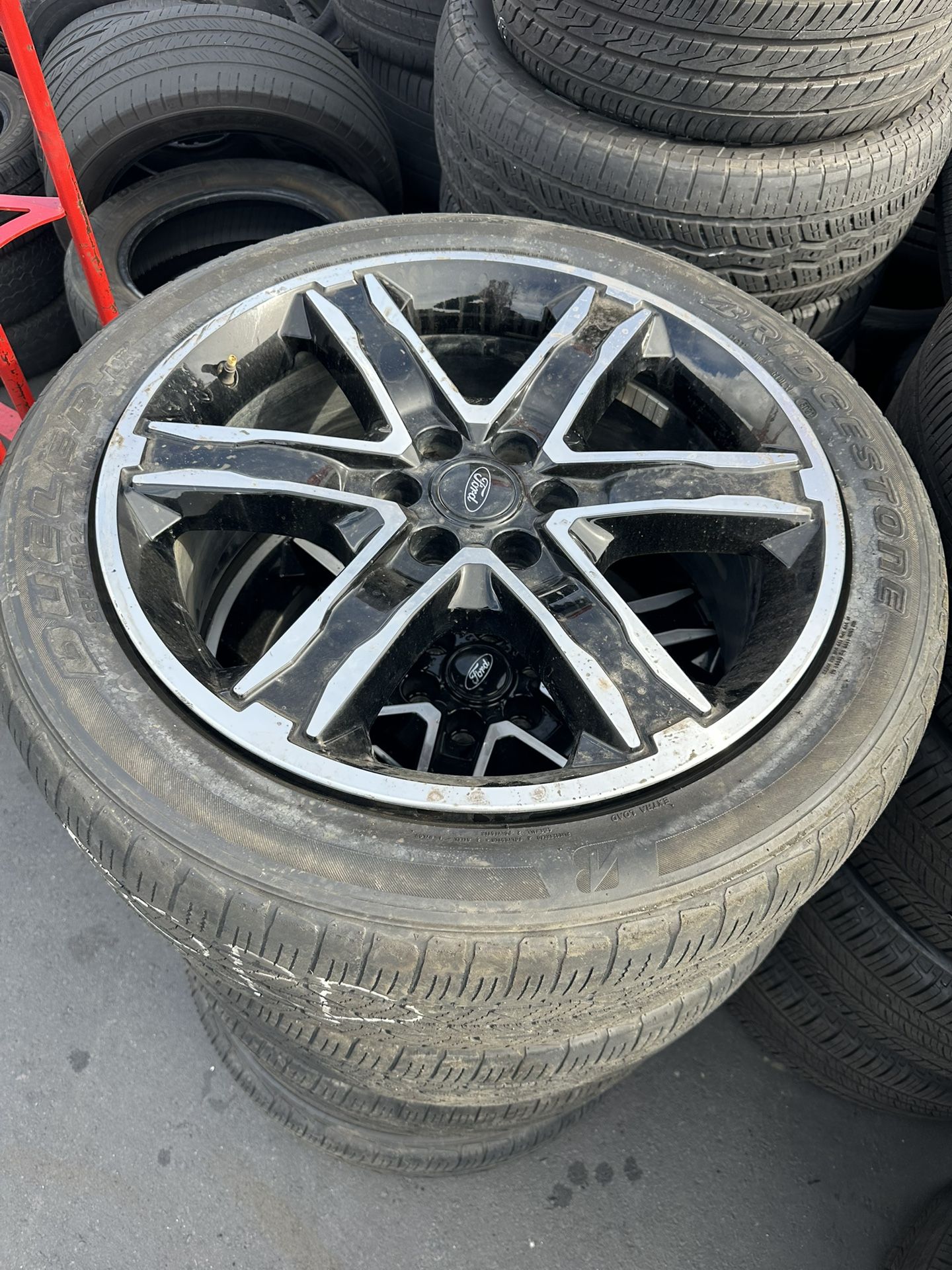 22” Oem Ford Stock Wheels And Tires