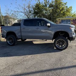 6” Rough Country Lift Installed On 19-24 Chevy Gmc Trucks END OF YEAR SPECIAL!!!