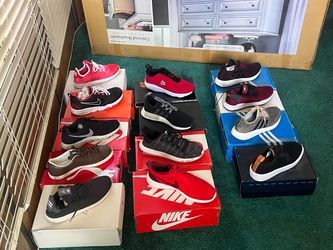 Tennis shoes