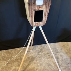 UK-Made RETRO iPad Photo Booth – LED Light, Flight Case, Rare in US