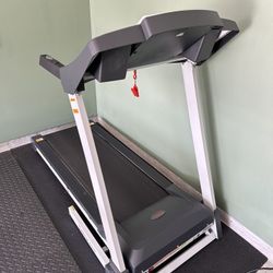 Treadmill 