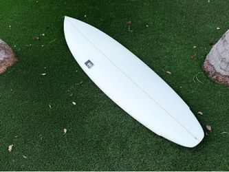 Shapes By Alex B Winged Surfboard - NEW - 5’8