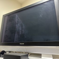 Panasonic TV 42”