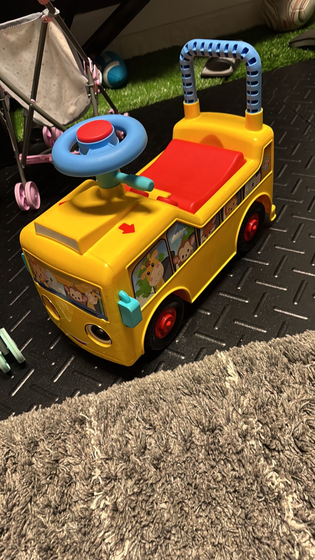 Little Tikes Little Baby Bum Wheels On The Bus Scoot & Push Ride | Walk Ride and Play with Music | Educational Learning Birthday Gift Present for Todd