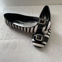 Gianni Bini Ballet Flats Size 9