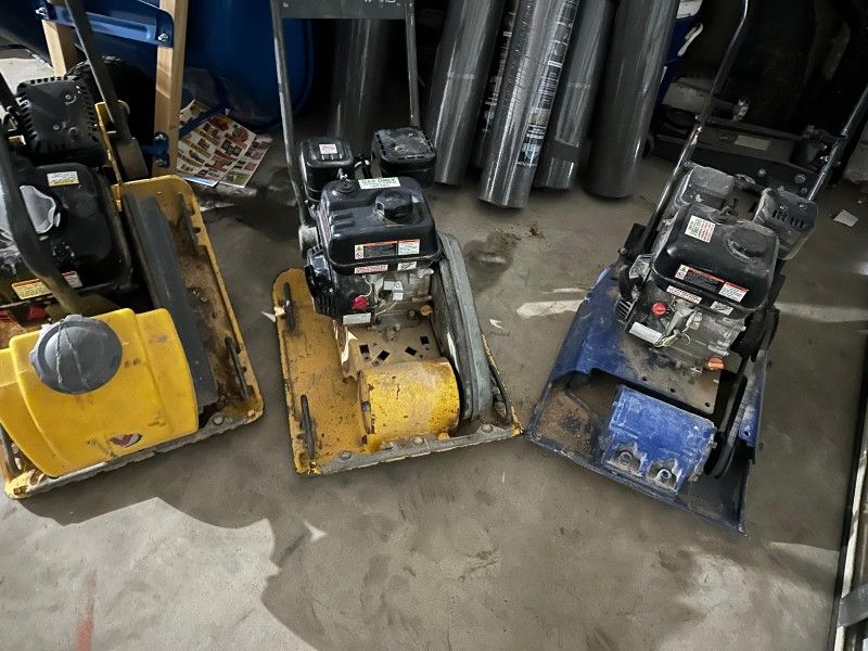 Plate Compactor $70 per day
Power brush $70 per day
Jack hammer makita $70 per day
Trimiadora $70 per day
Motocierra $70 per day
Cajas de clavos