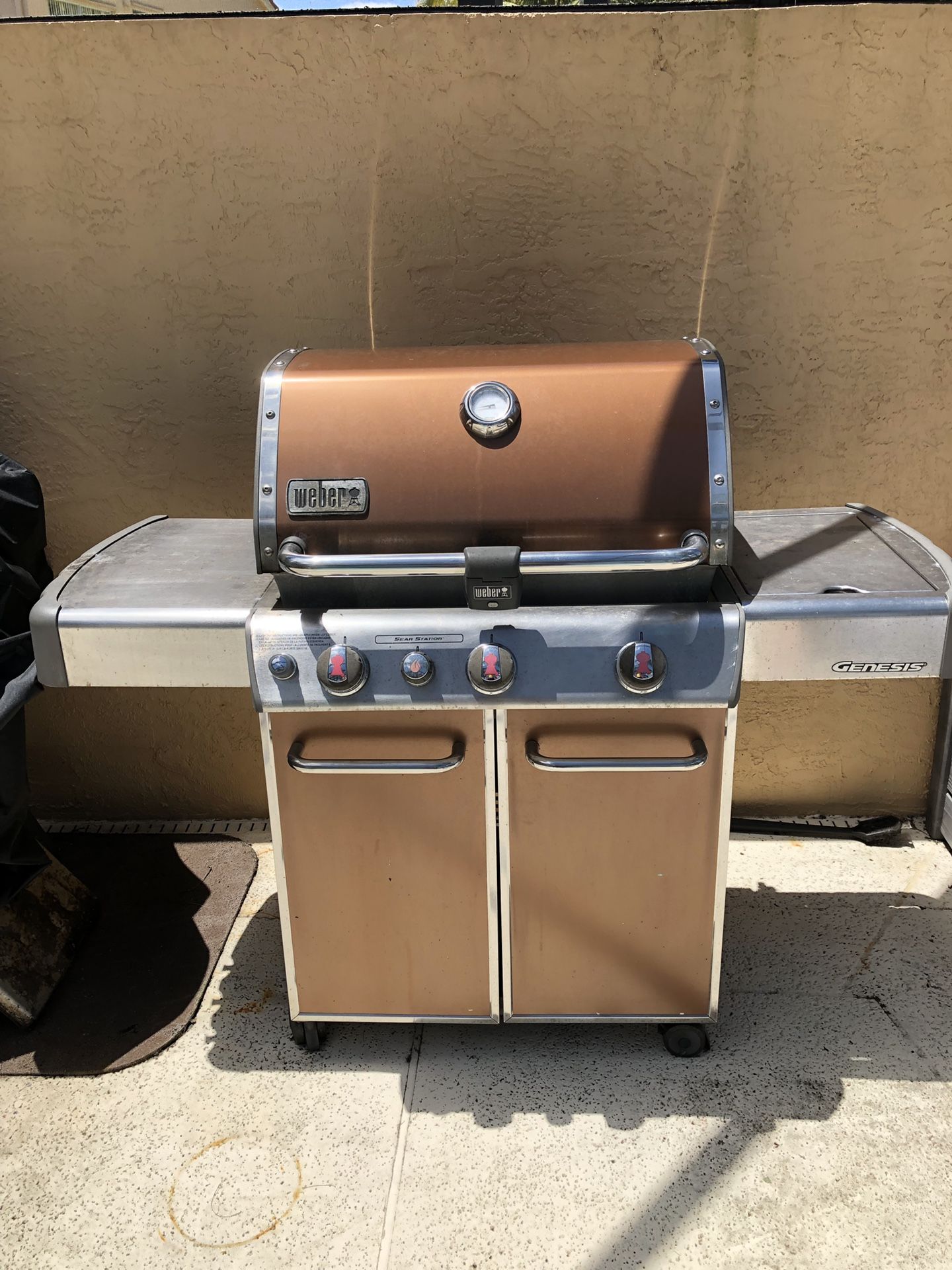 Weber Genesis bbq grill